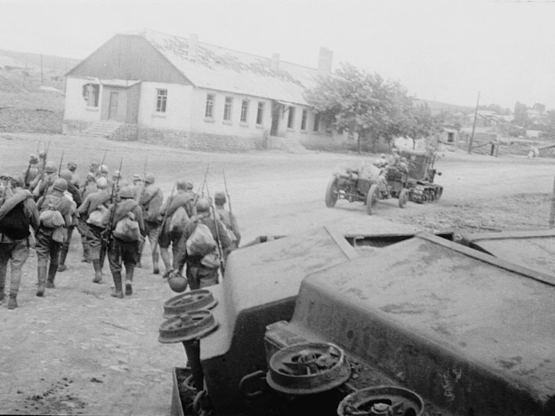 Оккупация 1942. Оккупация Полтавской области в ВОВ. Вторая мировая война 1942. Касторное Курская обл в годы Великой Отечественной войны 1941-1945. Донские степи 1942.