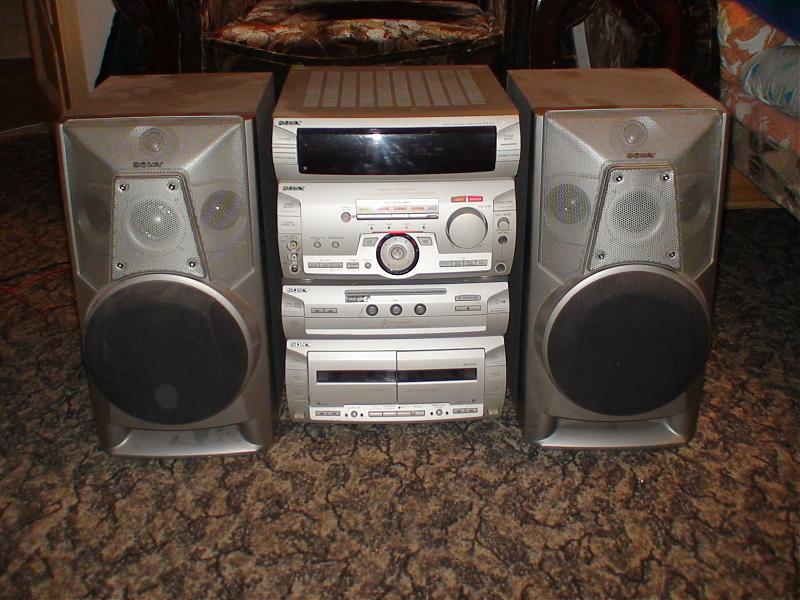 Центр 2000 отзывы. Sony MHC w550. Sony MHC w55. Sony HCD-w550. Музыкальный центр Sony MHC w550.